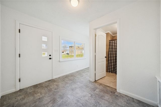 1908 Walnut Dr, Derry Twp, PA 15650