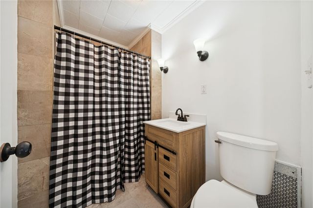 1908 Walnut Dr, Derry Twp, PA 15650