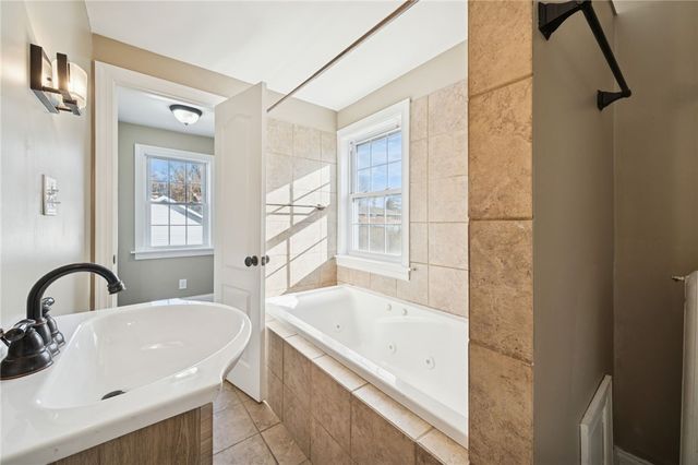 1908 Walnut Dr, Derry Twp, PA 15650