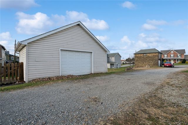 1908 Walnut Dr, Derry Twp, PA 15650