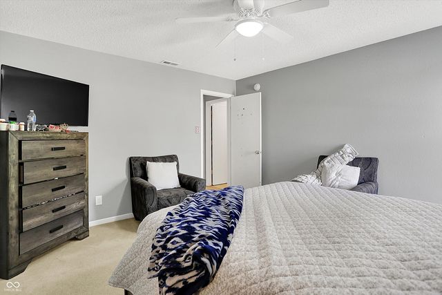 1296 White Birch Lane, Greenfield, IN 46140