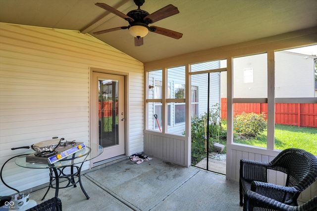 1296 White Birch Lane, Greenfield, IN 46140