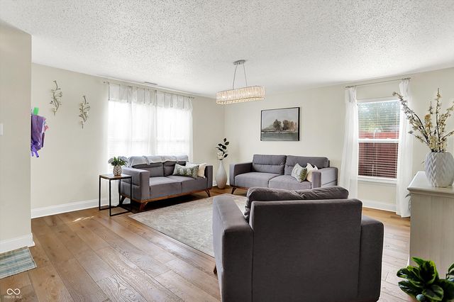 1296 White Birch Lane, Greenfield, IN 46140