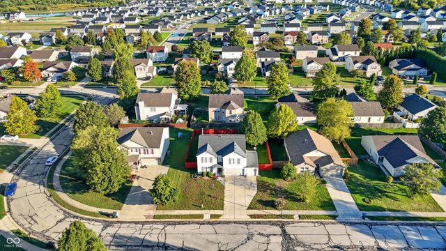 1296 White Birch Lane, Greenfield, IN 46140