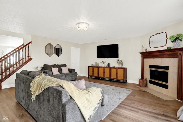 1296 White Birch Lane, Greenfield, IN 46140