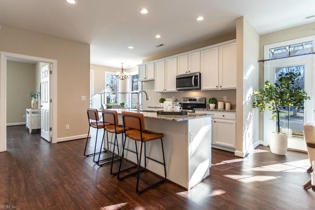 200 Durham ST, Smithfield, VA 23430