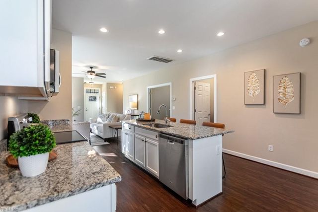 200 Durham ST, Smithfield, VA 23430