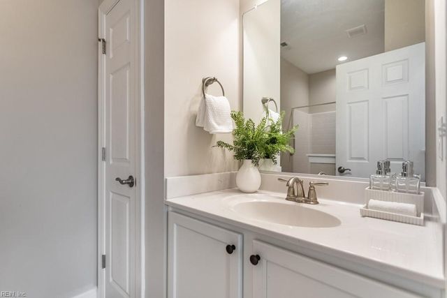 200 Durham ST, Smithfield, VA 23430