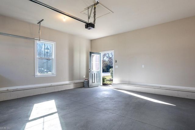 200 Durham ST, Smithfield, VA 23430