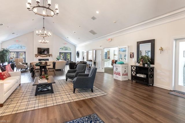 200 Durham ST, Smithfield, VA 23430