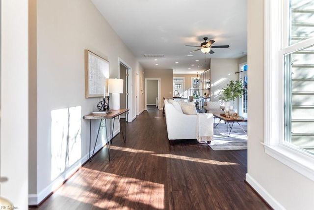 200 Durham ST, Smithfield, VA 23430