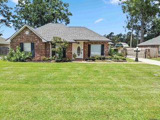 30943 Meadow Wood Blvd, Denham Springs, LA 70726