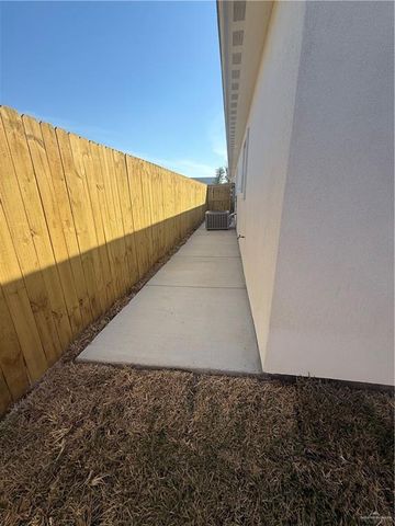 5900 Ozark Avenue 2, Mcallen, TX 78504