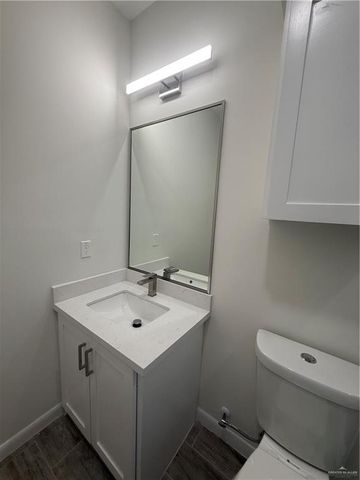 5900 Ozark Avenue 2, Mcallen, TX 78504