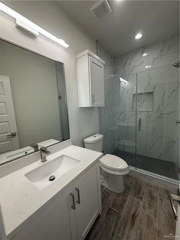 5900 Ozark Avenue 2, Mcallen, TX 78504