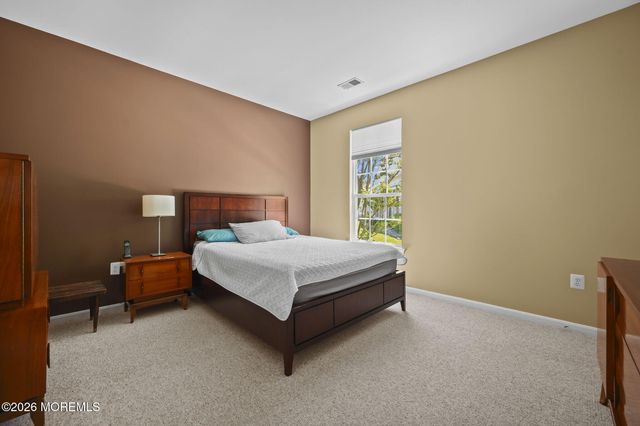 511 Skylark Drive 511, Monroe, NJ 08831