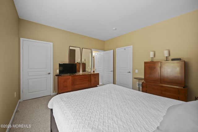 511 Skylark Drive 511, Monroe, NJ 08831