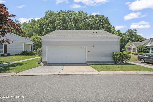 511 Skylark Drive 511, Monroe, NJ 08831