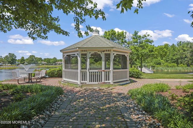 511 Skylark Drive 511, Monroe, NJ 08831