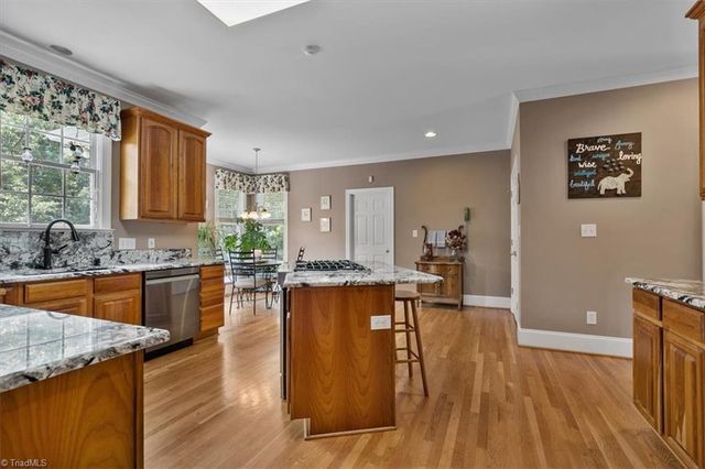 4719 Clifton Park Drive, Jamestown, NC 27282