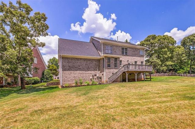 4719 Clifton Park Drive, Jamestown, NC 27282