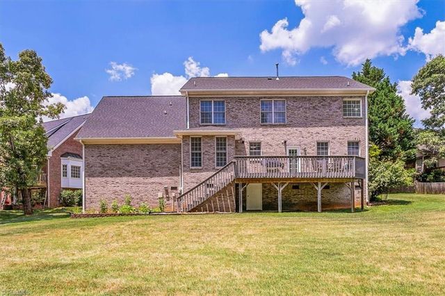 4719 Clifton Park Drive, Jamestown, NC 27282
