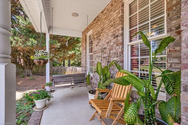 4719 Clifton Park Drive, Jamestown, NC 27282