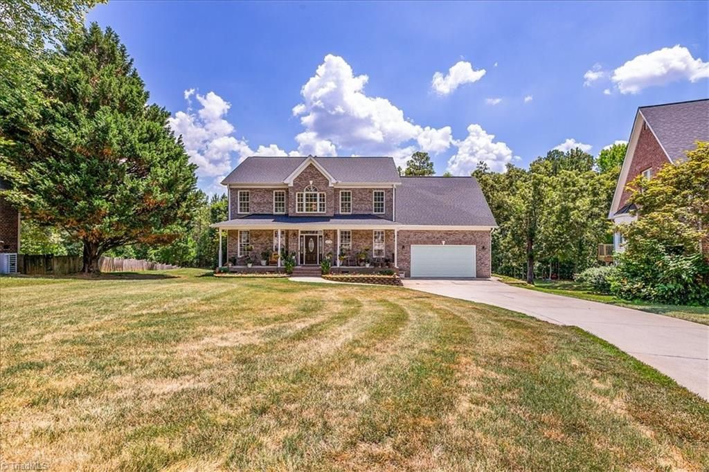 4719 Clifton Park Drive, Jamestown, NC 27282