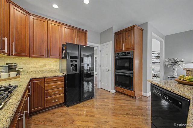 44617 Broadmoor Circle, Northville, MI 48168