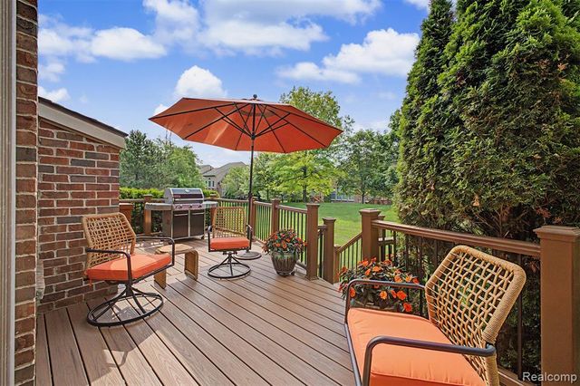 44617 Broadmoor Circle, Northville, MI 48168