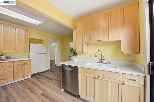 359 Parrott St, San Leandro, CA 94577