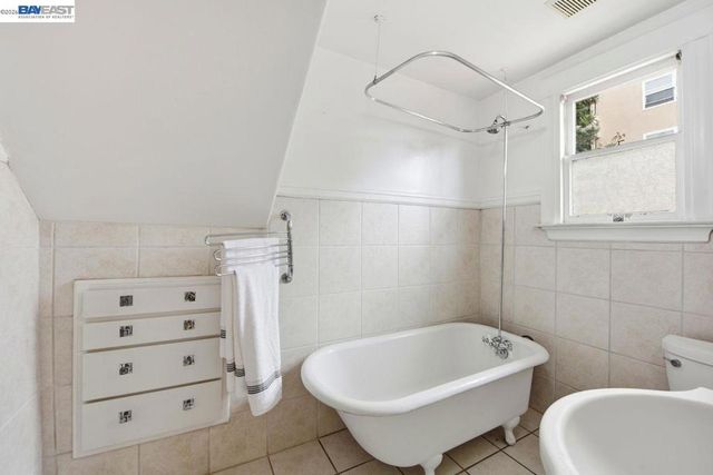 359 Parrott St, San Leandro, CA 94577