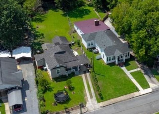 8 S Hughes SW Street, Rome, GA 30165