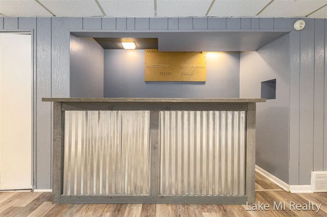 7575 Regal Avenue, Grand Rapids, MI 49548