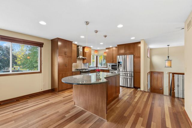 5680 Donegal Drive, Shoreview, MN 55126