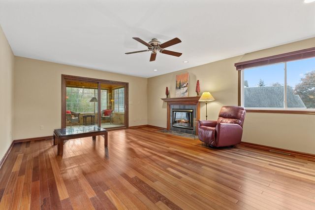 5680 Donegal Drive, Shoreview, MN 55126