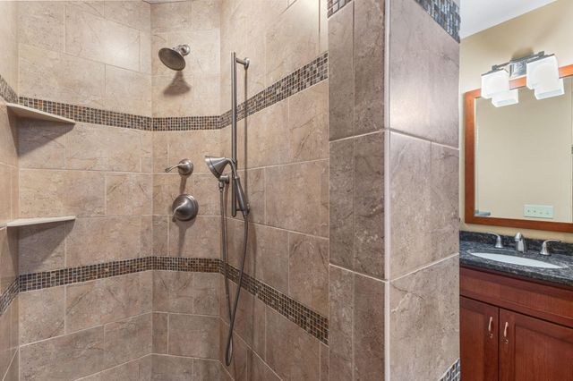 5680 Donegal Drive, Shoreview, MN 55126