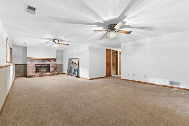 5680 Donegal Drive, Shoreview, MN 55126