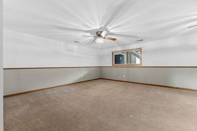 5680 Donegal Drive, Shoreview, MN 55126