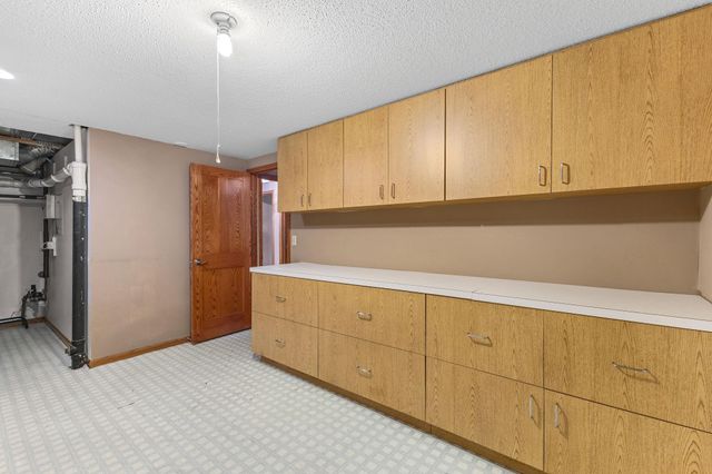 5680 Donegal Drive, Shoreview, MN 55126