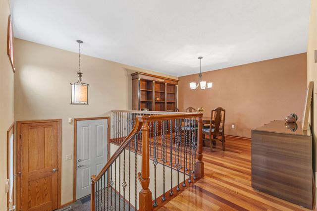 5680 Donegal Drive, Shoreview, MN 55126