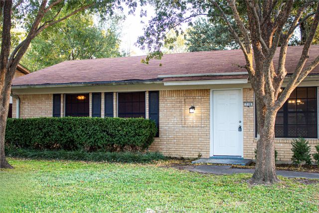 718 E Martin Lane, Sherman, TX 75090
