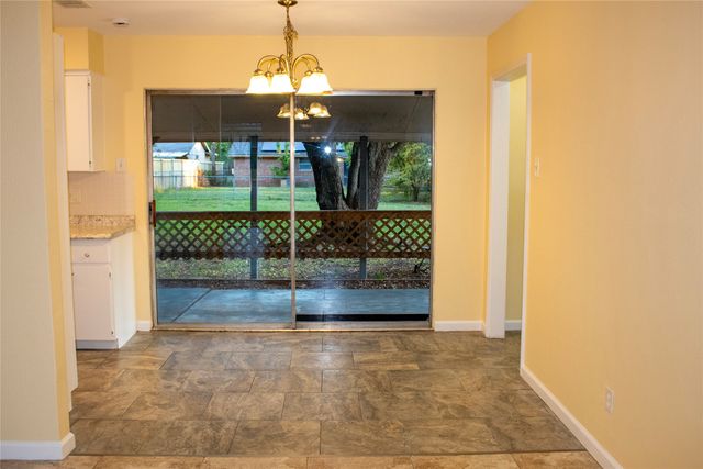 718 E Martin Lane, Sherman, TX 75090