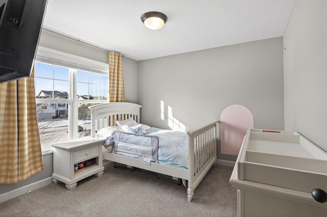 1999 Red Oak Path, Shakopee, MN 55379