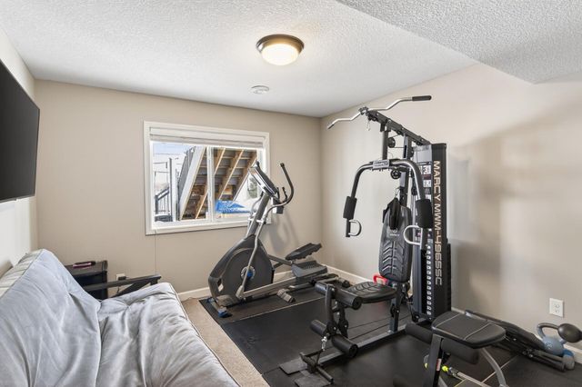 1999 Red Oak Path, Shakopee, MN 55379