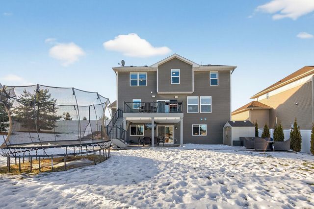 1999 Red Oak Path, Shakopee, MN 55379