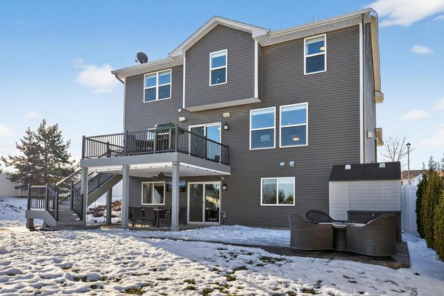 1999 Red Oak Path, Shakopee, MN 55379