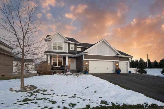 1999 Red Oak Path, Shakopee, MN 55379