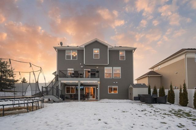 1999 Red Oak Path, Shakopee, MN 55379