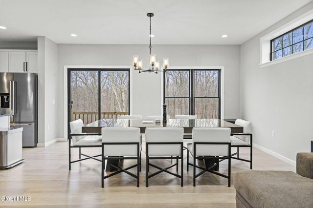 875 Ridge Road, Rensselaer, NY 12144